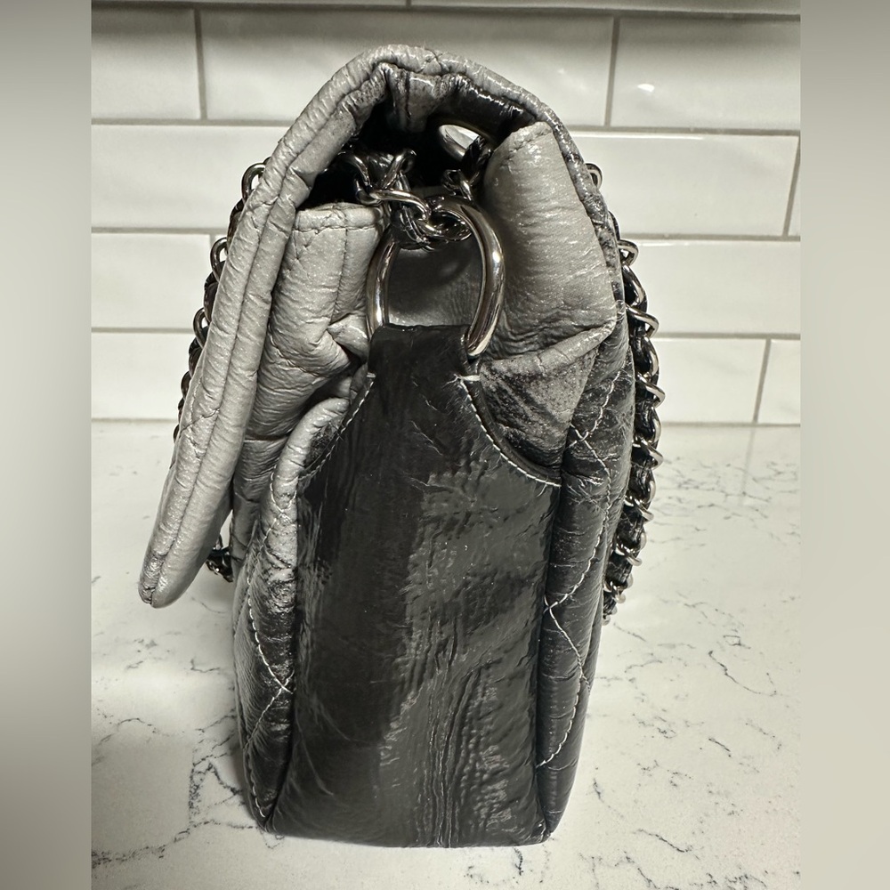 Vintage Chanel Gray and Black Ombré Quilted Women's Bag - Picture 15 of 16